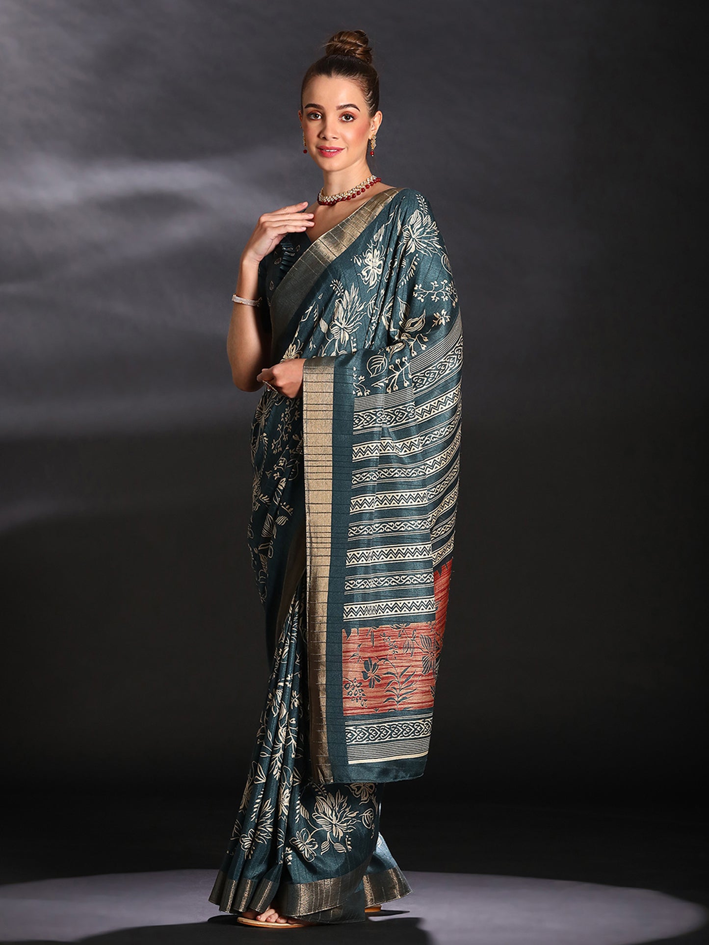 Women's Silk Blend Teal blue Printed Designer Saree With Blouse Piece