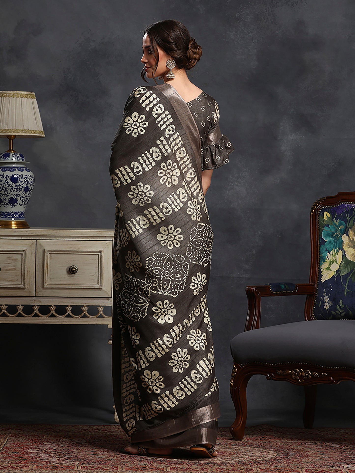 Women's Silk Blend Coffee Brown Printed Designer Saree With Blouse Piece