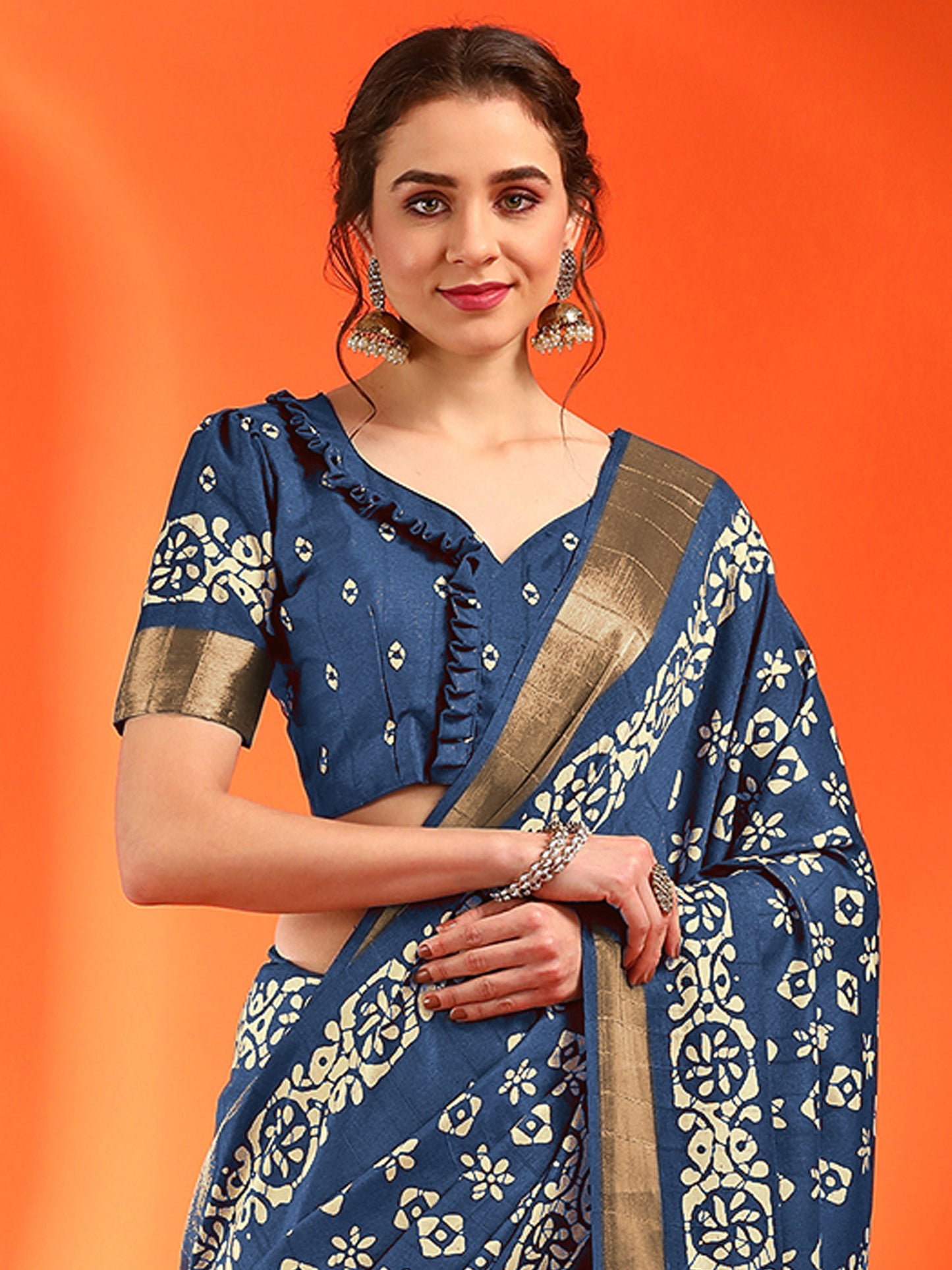 Women's Silk Blend Blue Printed Designer Saree With Blouse Piece