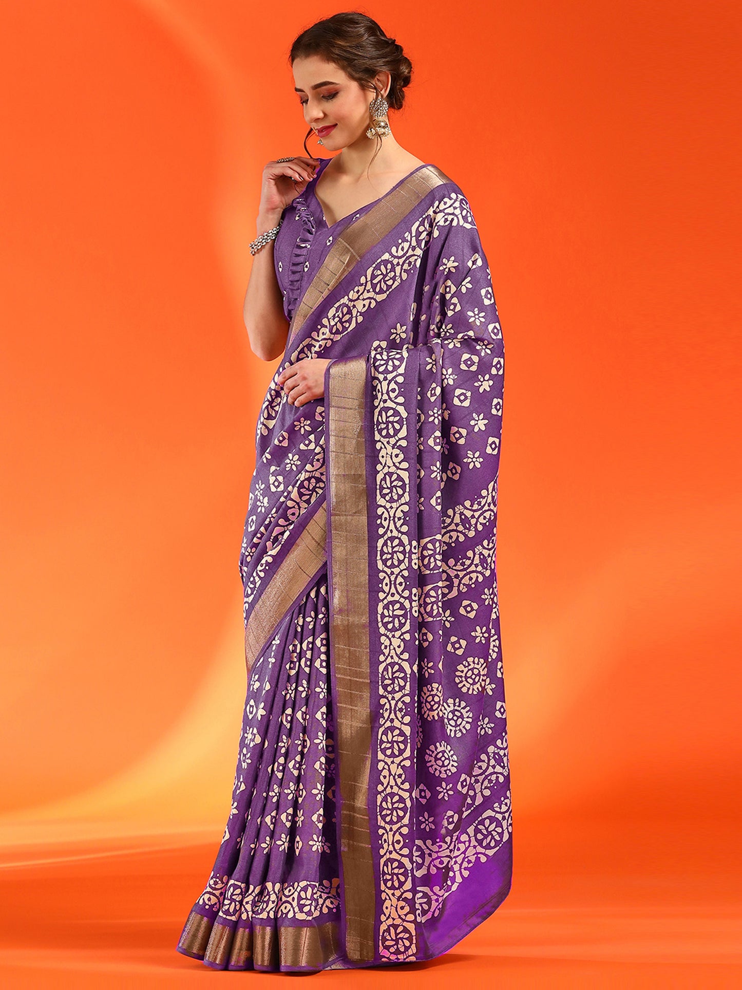 Women's Silk Blend Magenta Printed Designer Saree With Blouse Piece