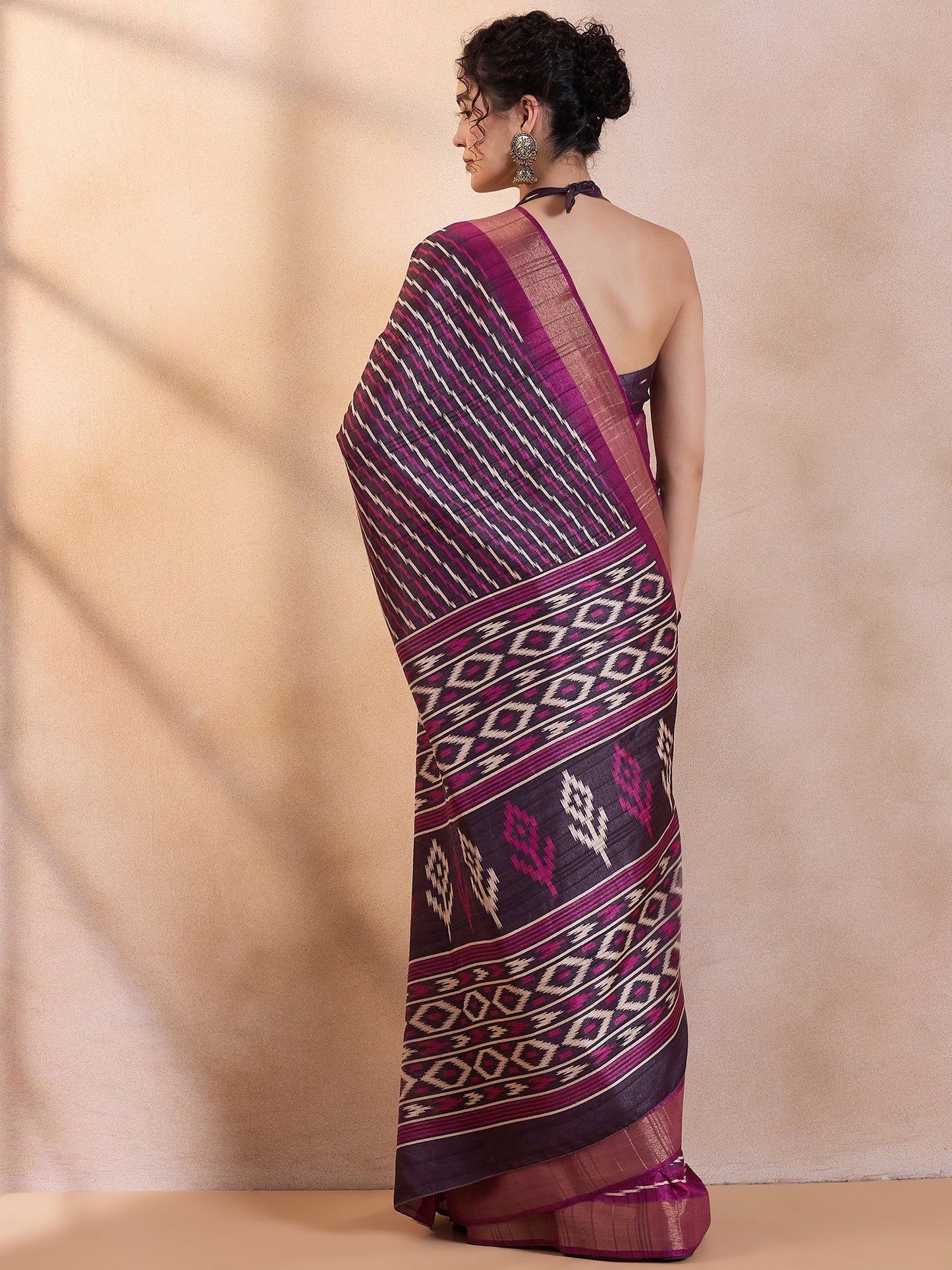 Women's Silk Blend Magenta Printed Designer Saree With Blouse Piece