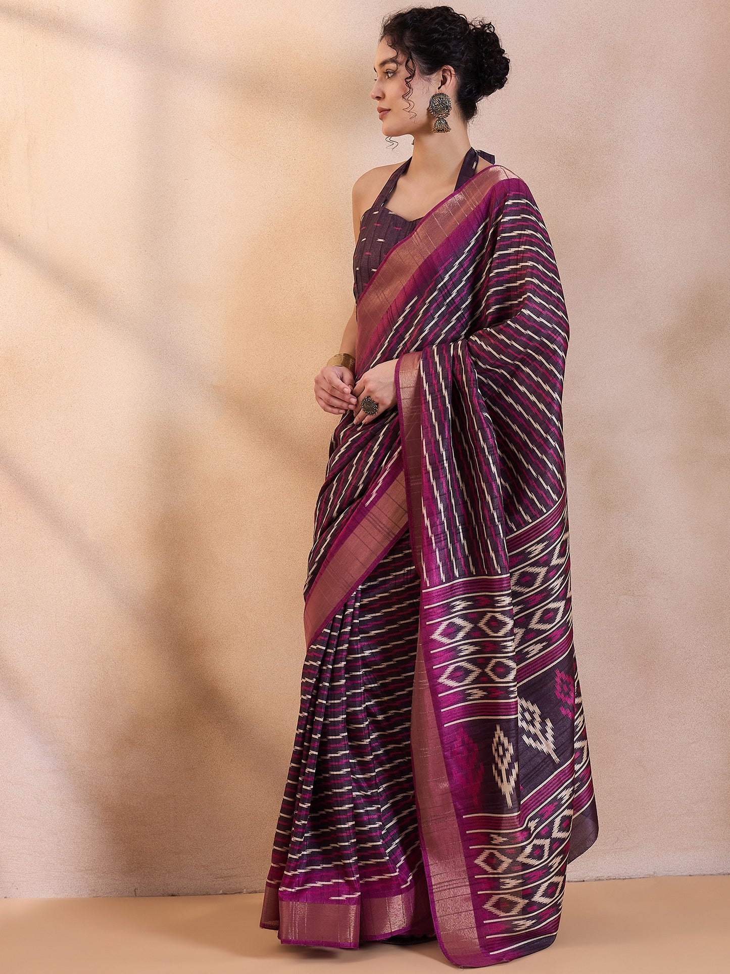 Women's Silk Blend Magenta Printed Designer Saree With Blouse Piece
