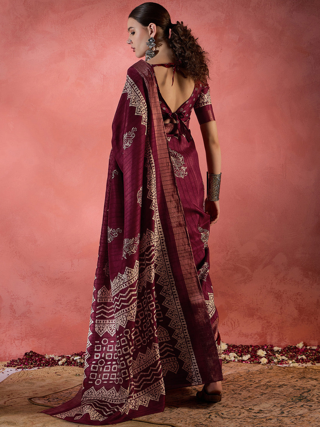 Women's Silk Blend Burgundy Printed Designer Saree With Blouse Piece