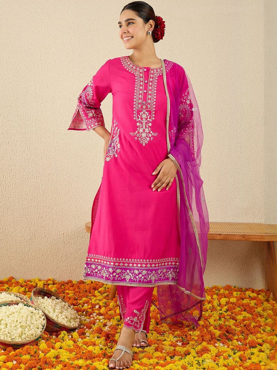 Dhiyona IE Floral Embroidered Thread Work Kurta With Trousers & Dupatta
