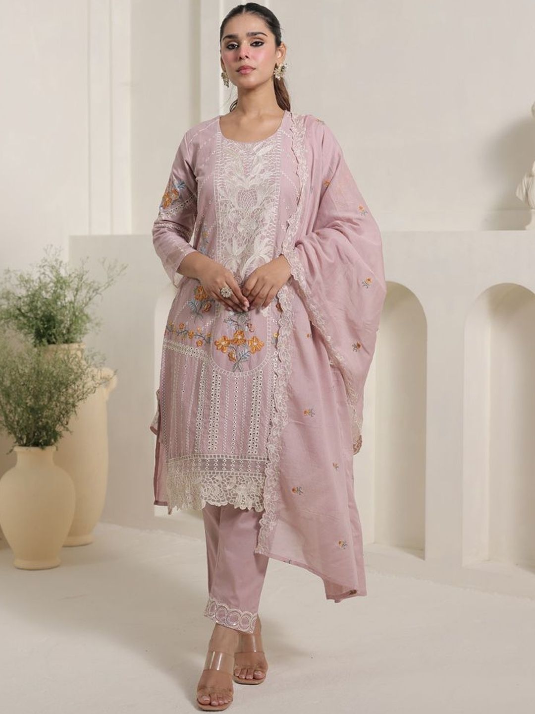 Women Floral Embroidered Regular Thread Work Pure Cotton Kurta with Trousers & With Dupatta