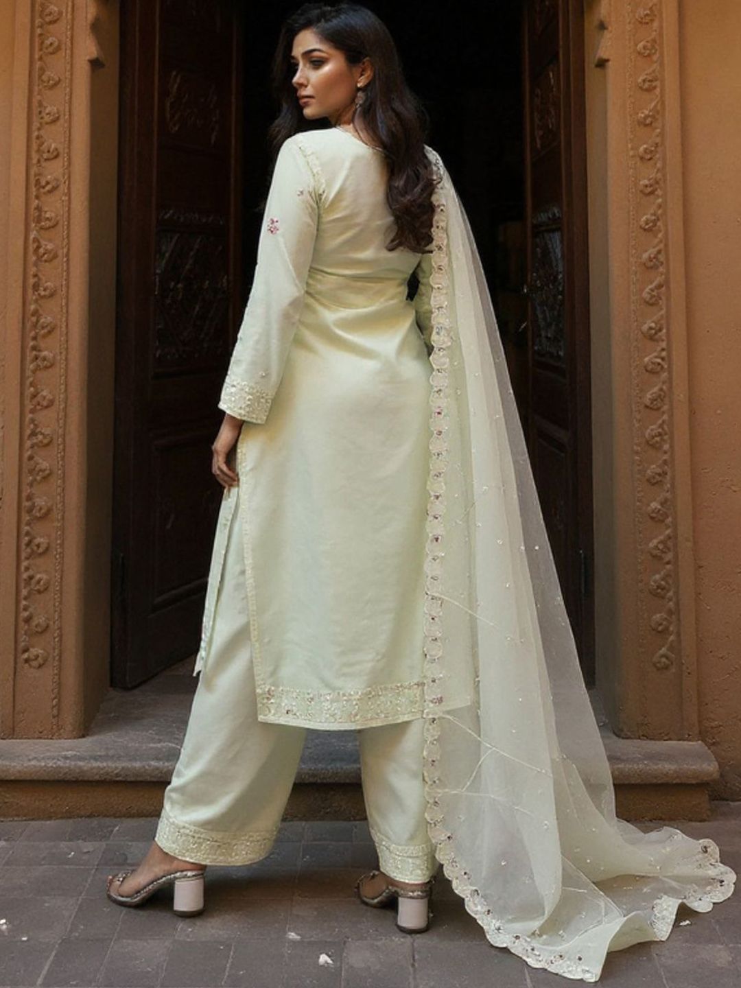 Women Embroidered Regular Thread Work Pure Cotton Kurta with Trousers & Dupatta