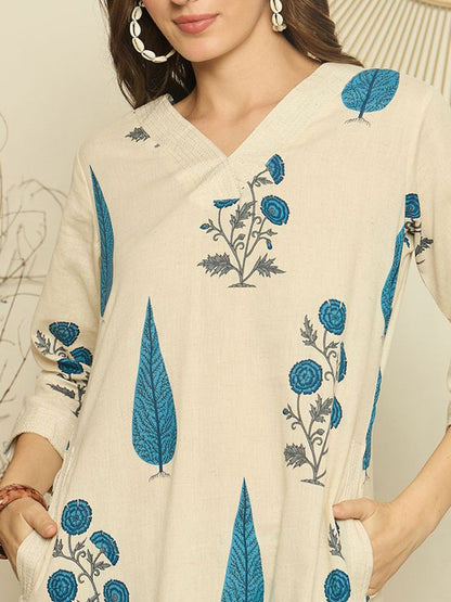 Dhiyona IE Women Printed V-Neck Tunic and Trousers Co-Ords