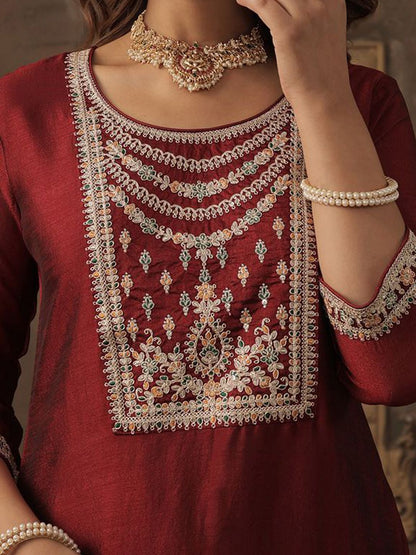 Floral Yoke Design Thread Work Straight Kurta With Trousers