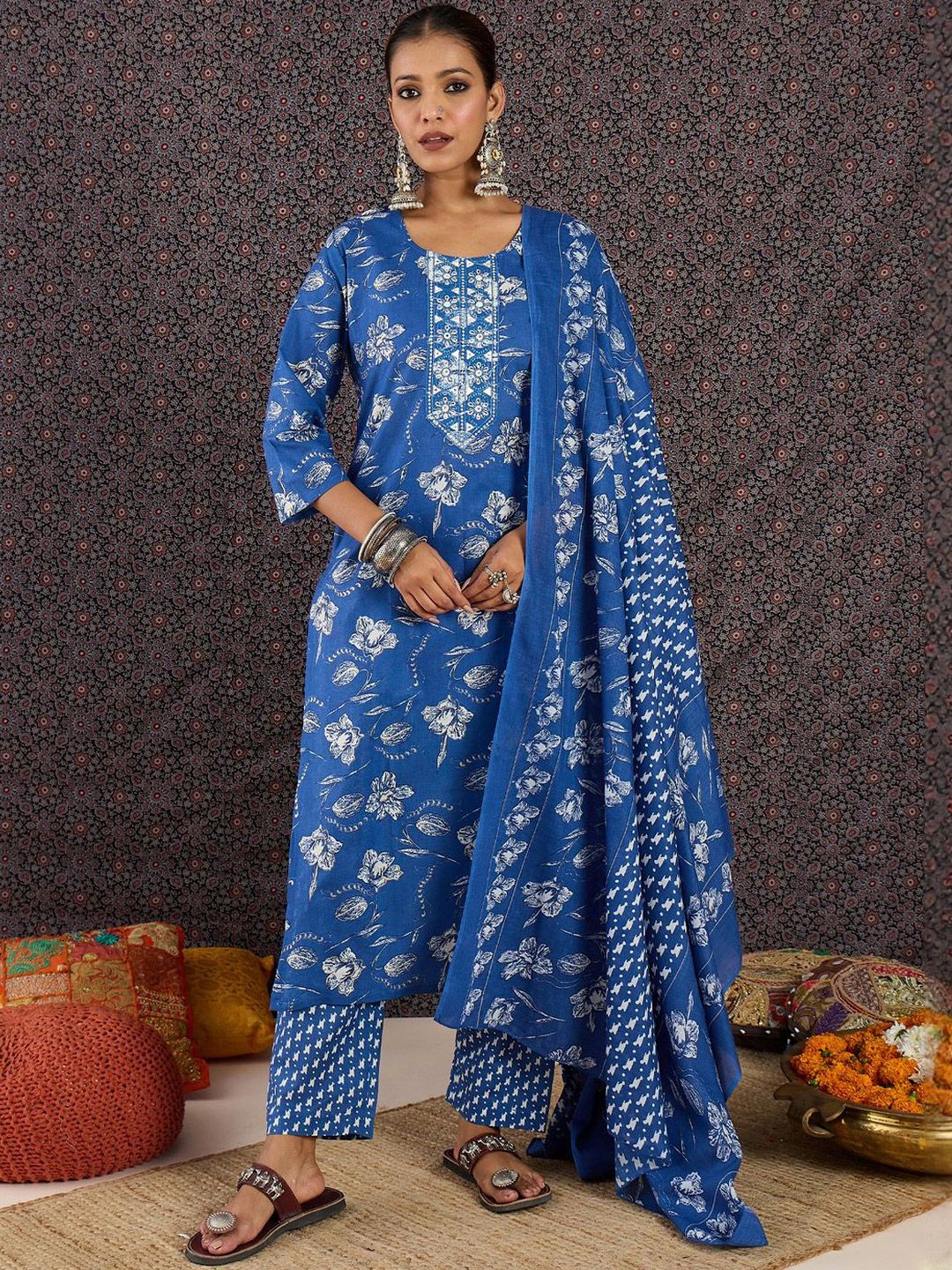 Women Floral Printed Regular Mirror Work Kurta with Trousers & With Dupatta