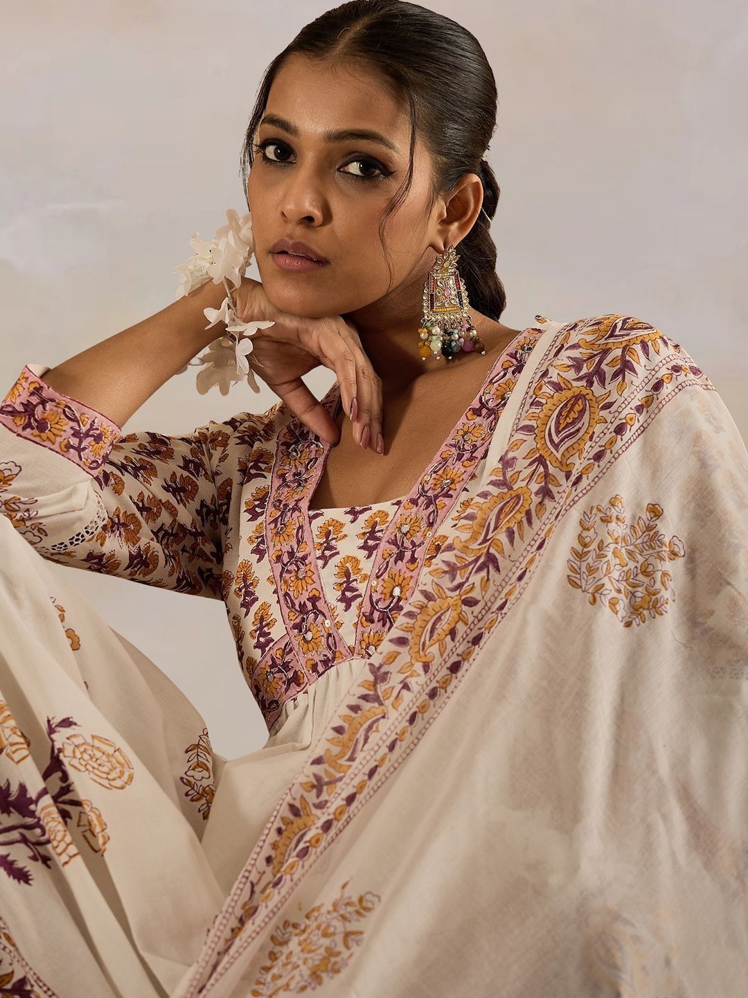 Women Floral Printed Empire Pure Cotton Kurta with Trousers & With Dupatta