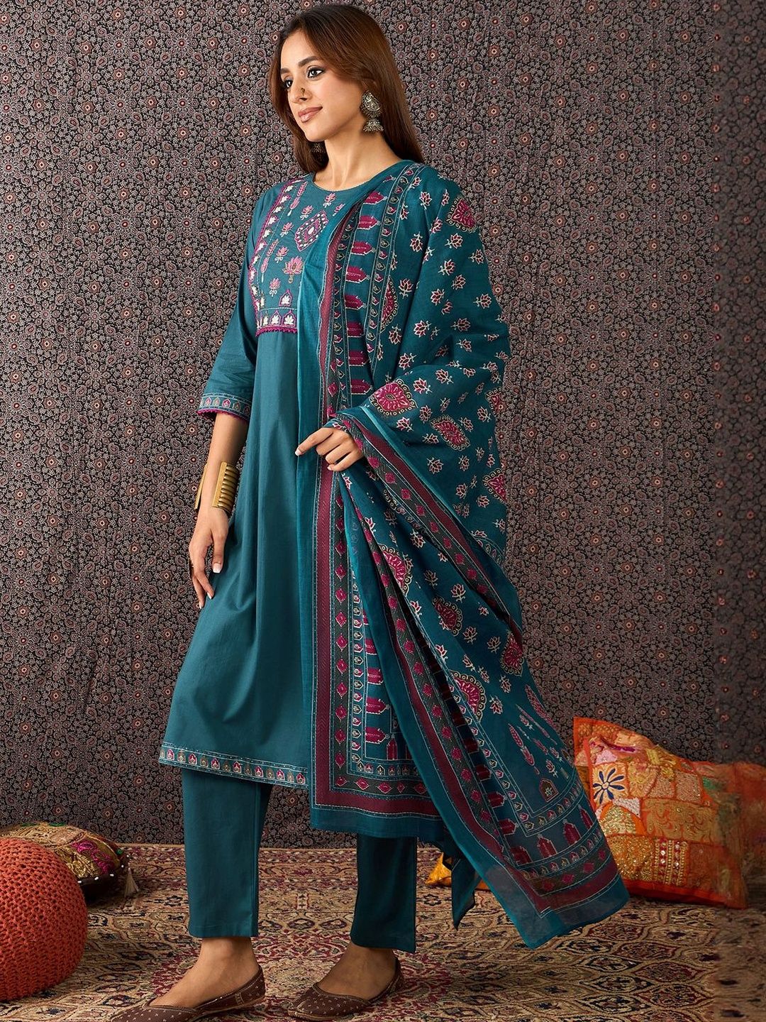 Women Embroidered Regular Thread Work Pure Cotton Kurta with Trousers & Dupatta