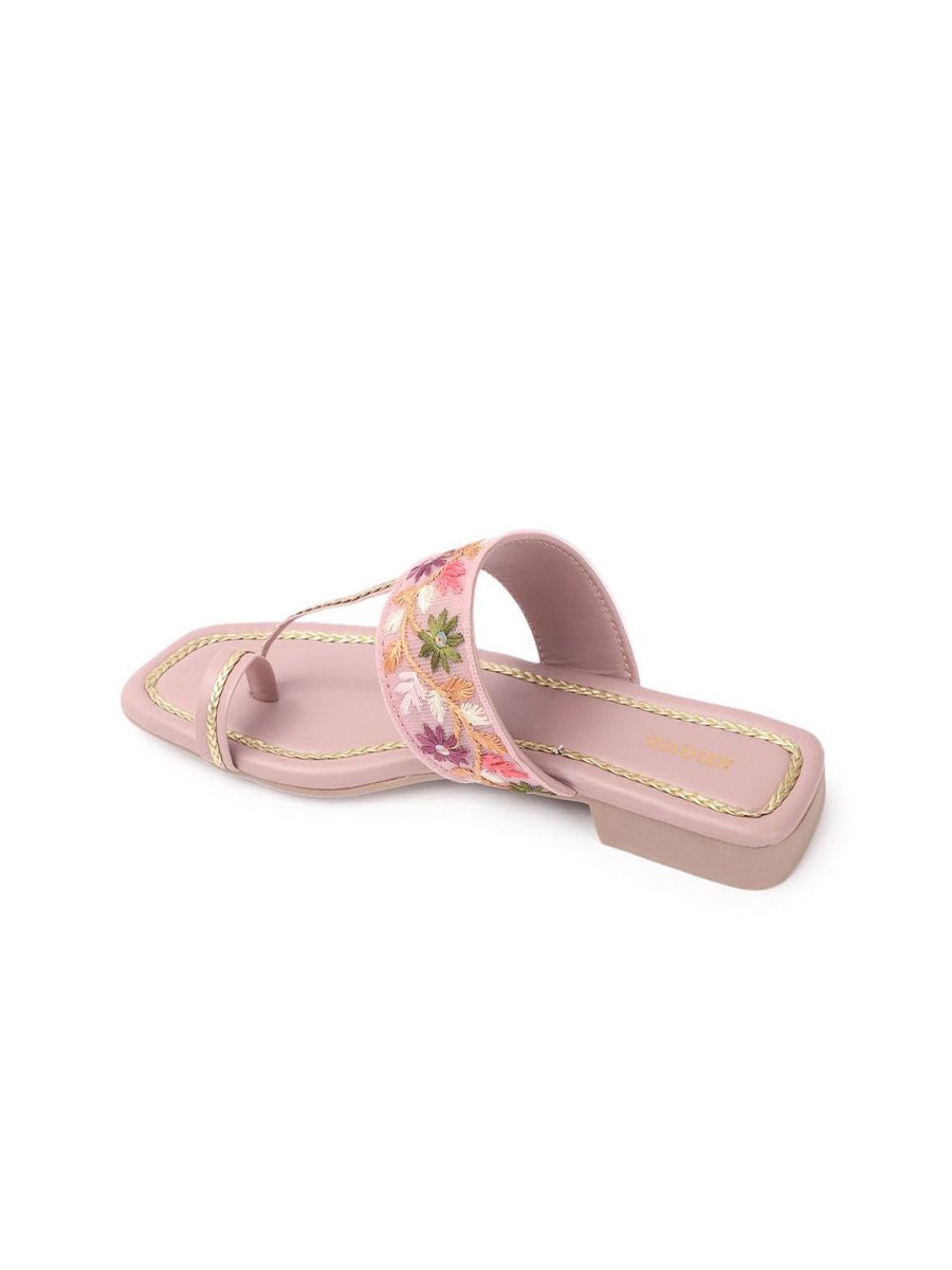 Dhiyona AK Women Embroidered Open Toe Flats