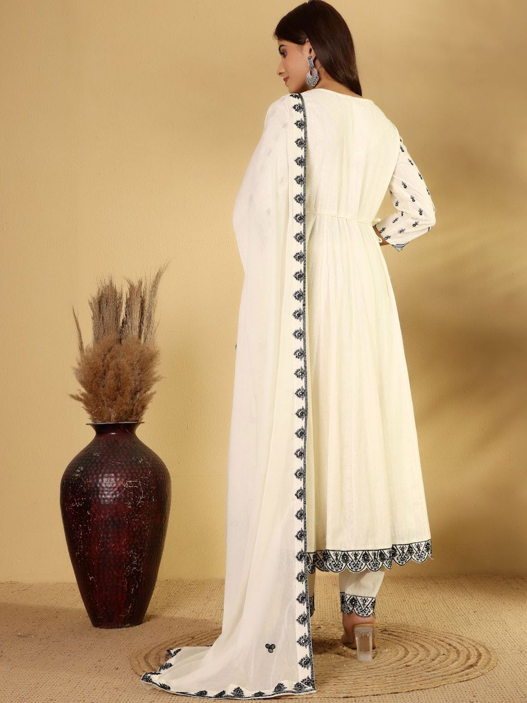 Dhiyona PD Women Floral Embroidered Anarkali Kurta With Trouser And Dupatta