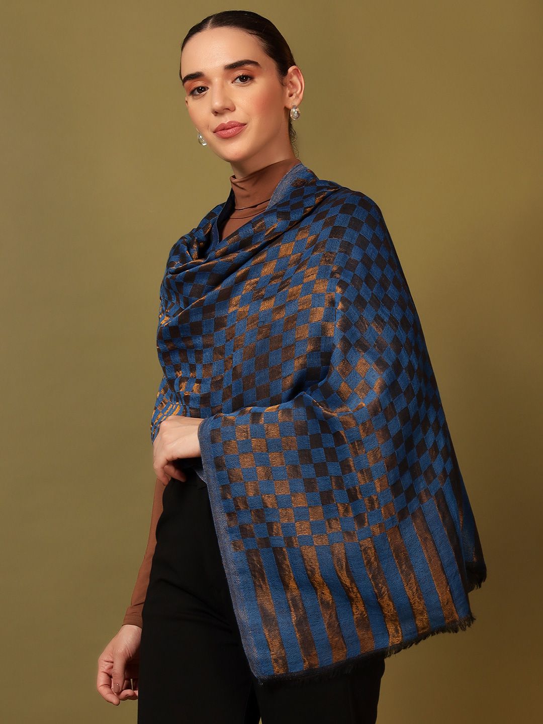 Dhiyona PA Checked Woven Design Woolen Reversible Shawl