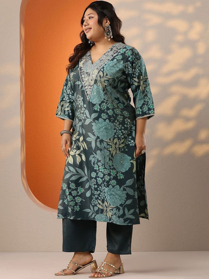 Dhiyona Women's Plus Size Floral Printed V-Neck Straight Kurta With Trousers & Dupatta