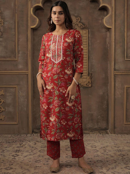 Floral Printed Round Neck Straight Kurta With Trousers & Dupatta