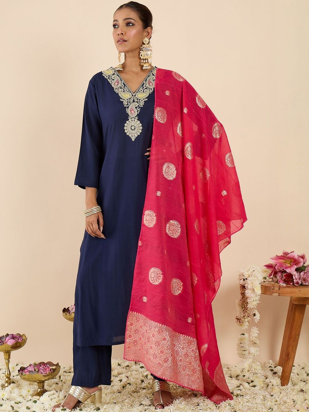 Dhiyona IE Women Ethnic Motifs Embroidered Regular Thread Work Kurta with Trousers & With Dupatta