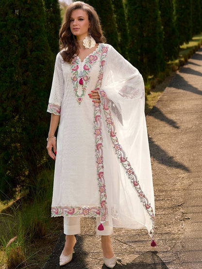 Women Floral Embroidered Regular Thread Work Pure Cotton Kurta with Trousers & With Dupatta