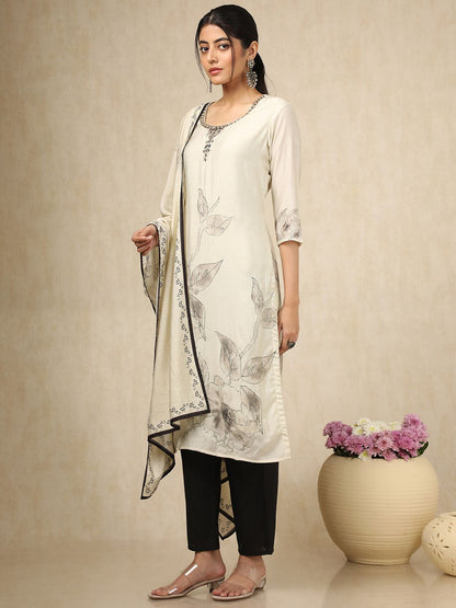 Dhiyona SO Women's Women Floral Embroidered Regular Mirror Work Kurta with Trousers & With Dupatta