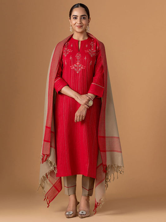 Dhiyona WP Floral Embroidered Thread Work Pure Cotton Kurta With Trousers & Dupatta