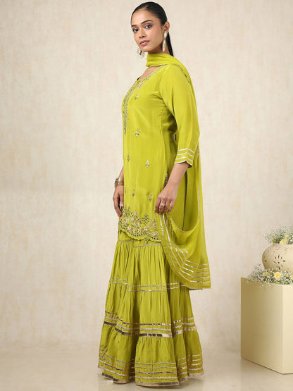 Dhiyona SO Women's Floral Embroidered Notch Neck Mirror Work Straight Kurta With Sharara And Dupatta