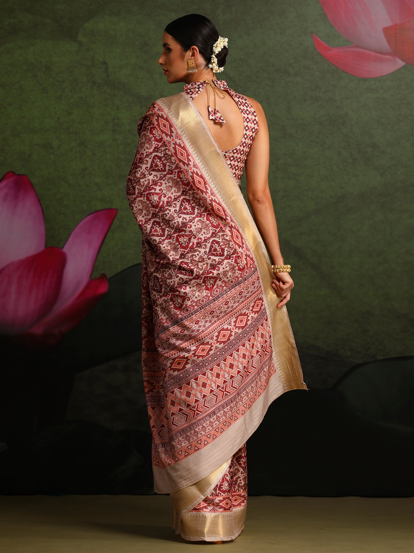 Women's Manipuri Silk Maroon Printed Designer Saree With Blouse Piece