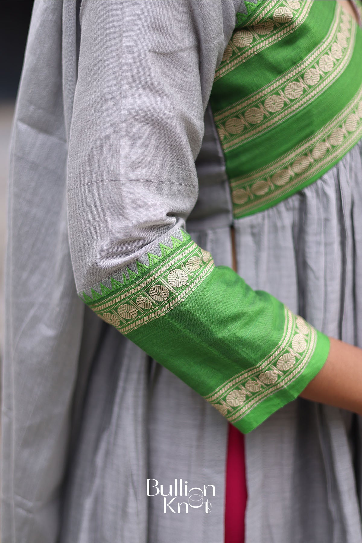 Dhiyona BN Tilakam Handloom Grey Suite Set