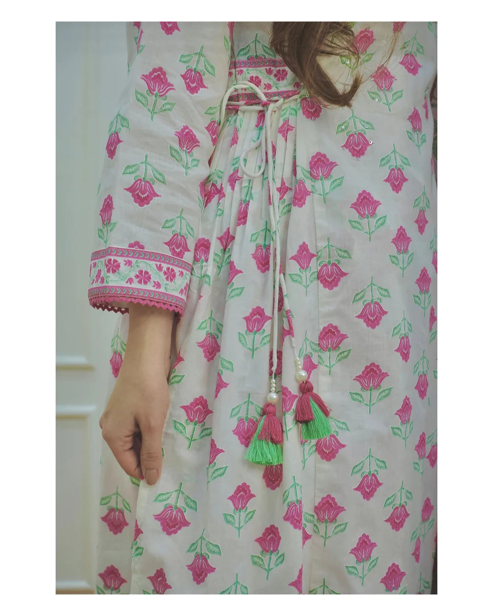 Women Dark Green Printed Viscose Rayon Kurta, Pant And Dupatta Set