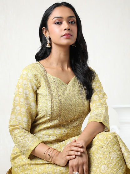 Dhiyona SO Women's Women Floral Embroidered Regular Beads and Stones Chanderi Cotton Kurta with Trousers