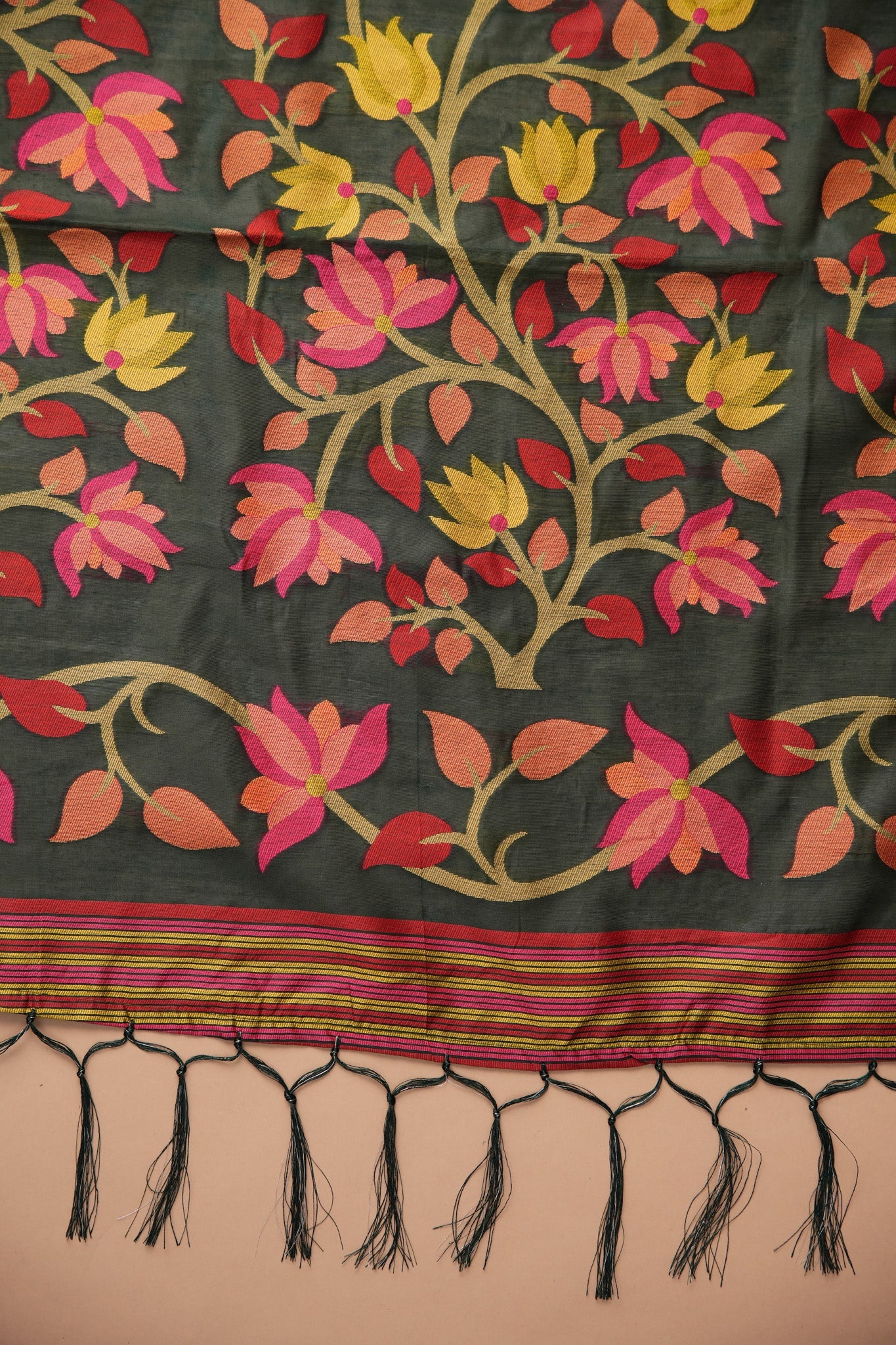 Dhiyona GR Women's Ghazal Classic Couture Dark Green Cotton Jamdani Saree
