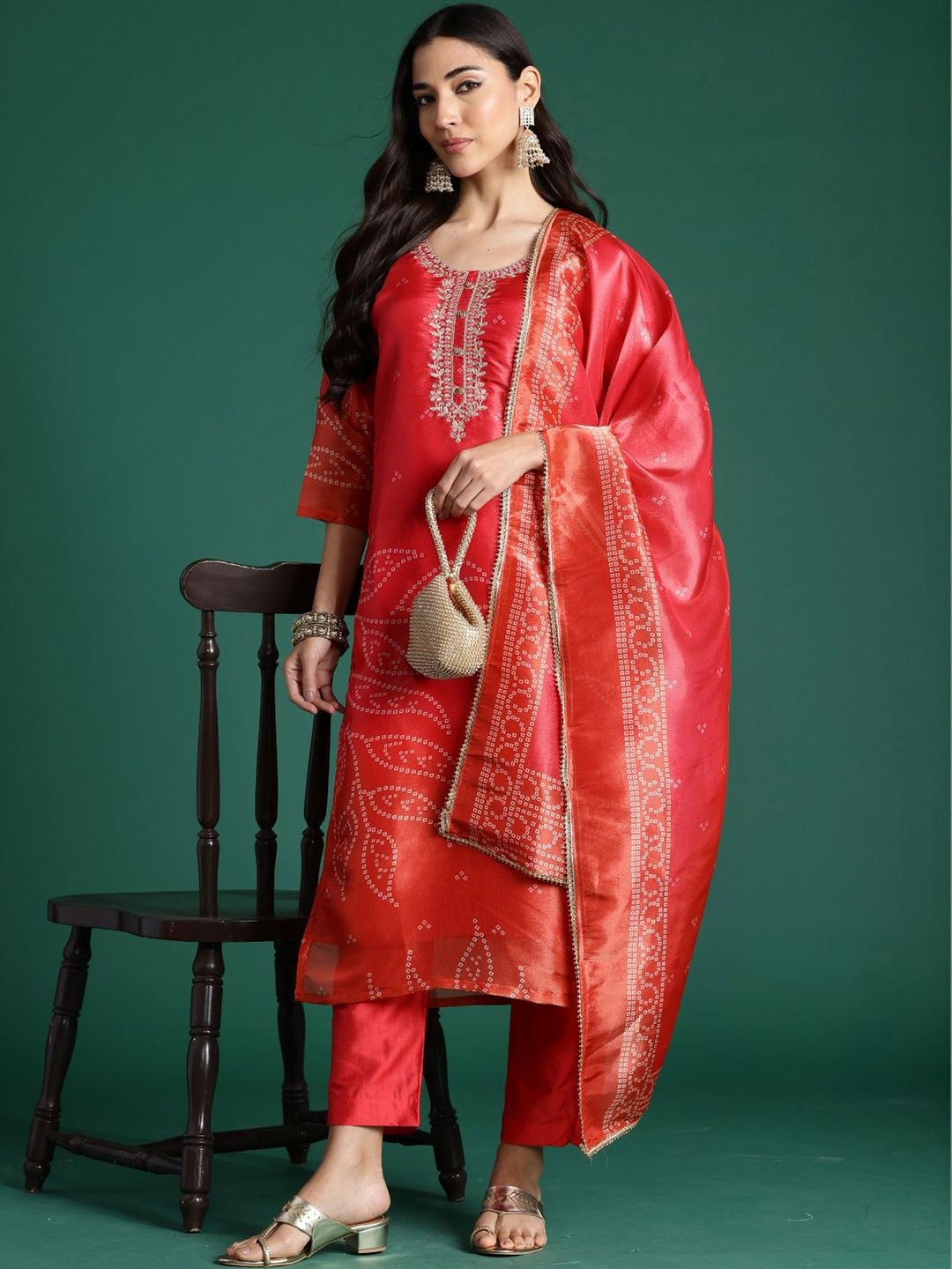 Women Ethnic Motifs Embroidered Regular Thread Work Kurta with Trousers & With Dupatta