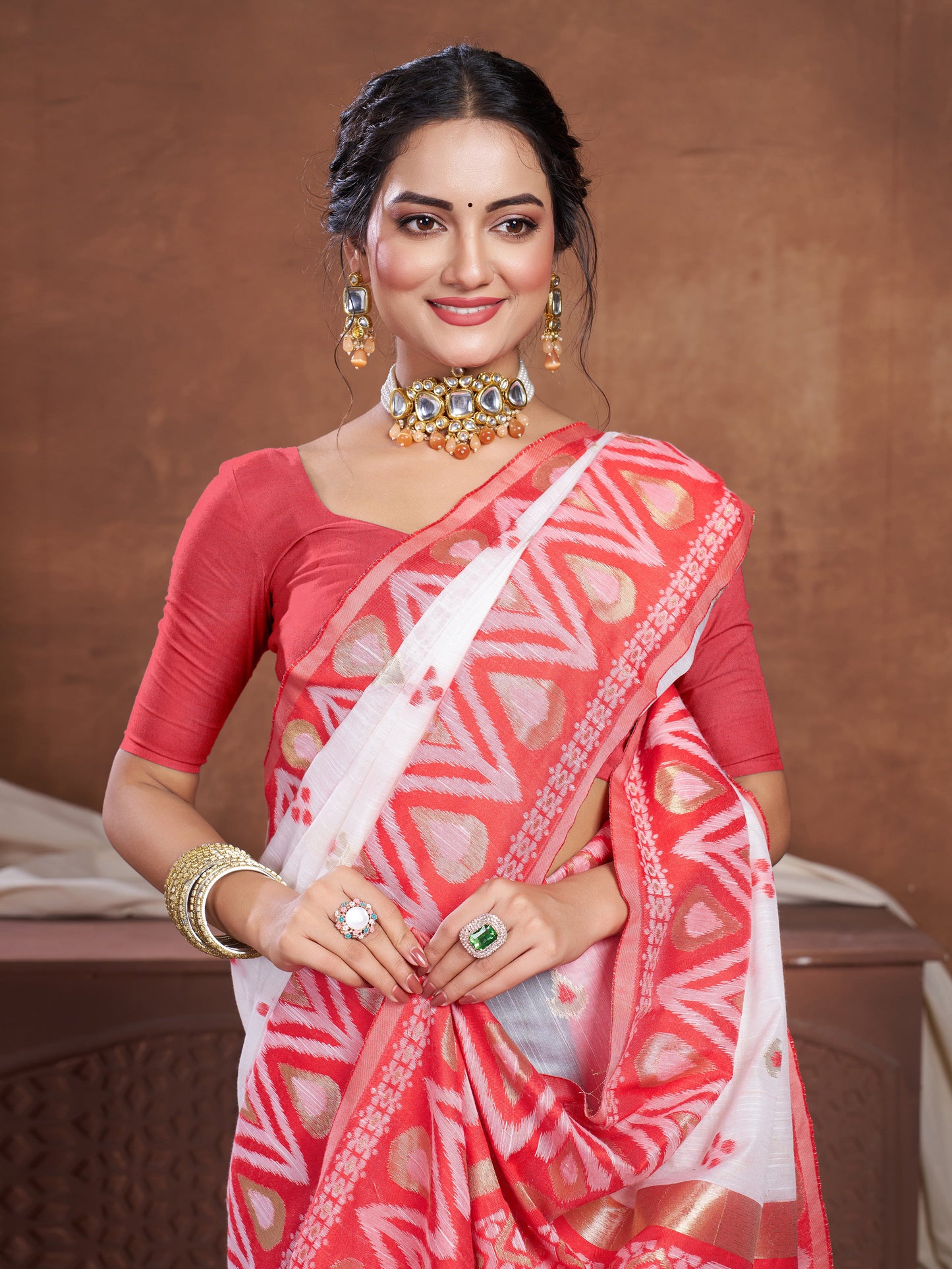 Dhiyona GR Women's Red & White Chanderi Cotton Saree For Durga Puja