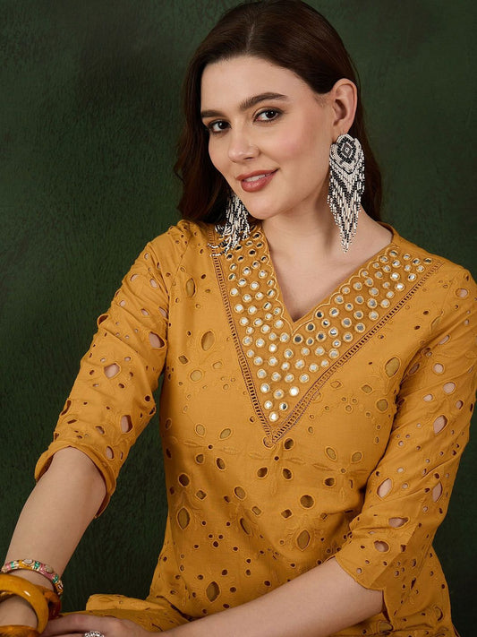 Dhiyona SN Women's Embroidered Pure Cotton Kurta & Trousers