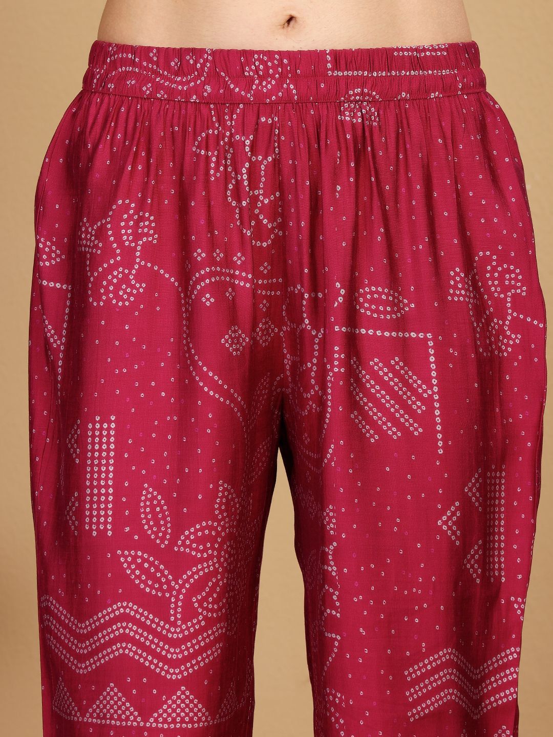 Dhiyona VA Women's Printed V-Neck Kurta with Trouser