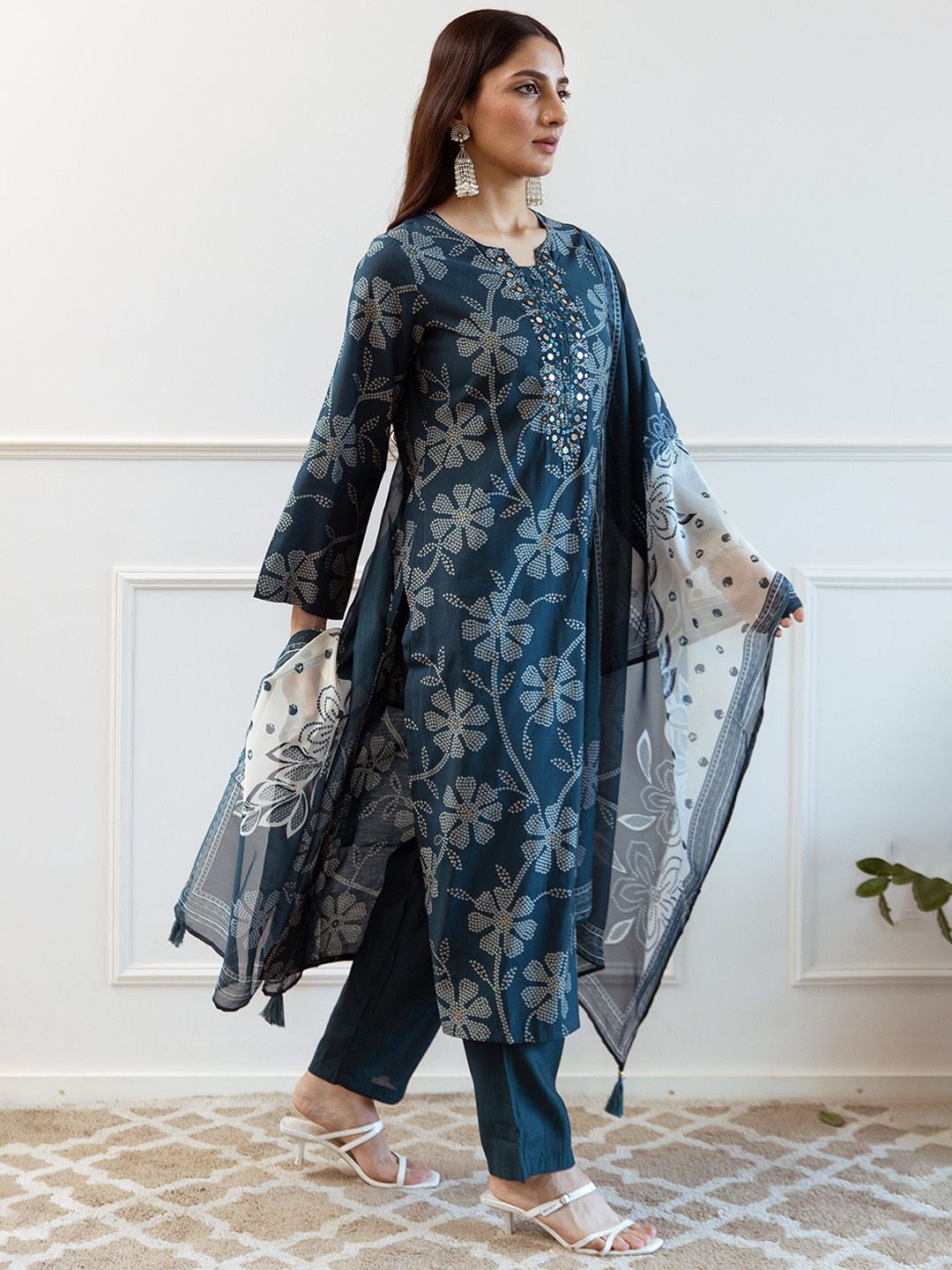Dhiyona SN Women's Floral Printed Notch Neck Mirror Work Modal Muslin Kurta & Trousers With Dupatta