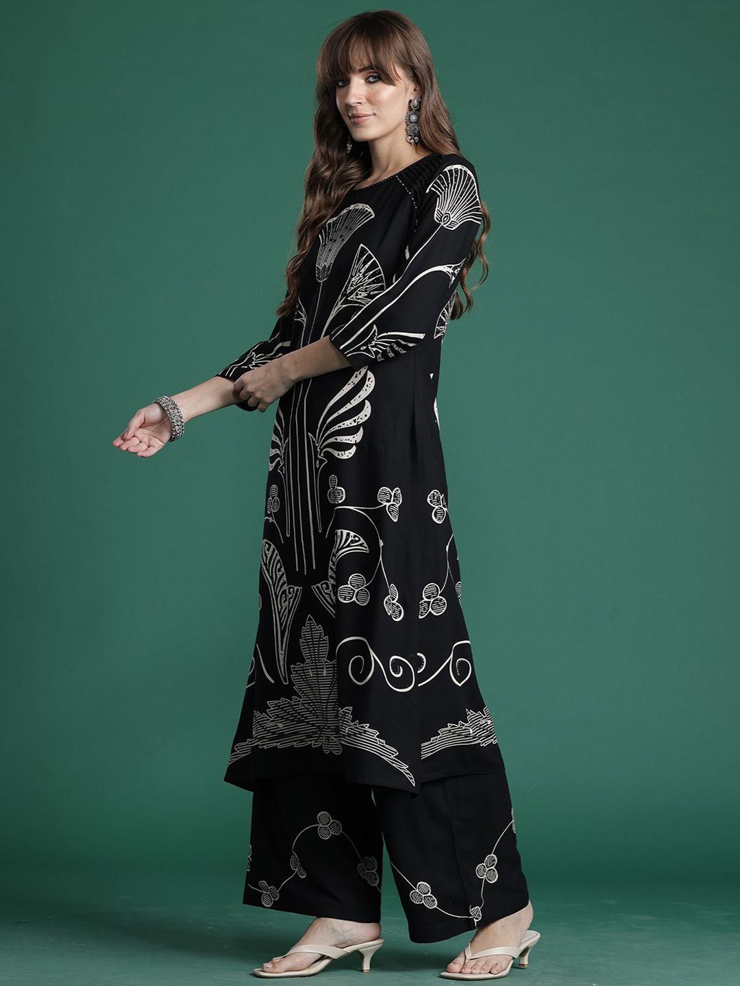 Dhiyona IE Printed Straight Tunic With Trousers Co-Ords