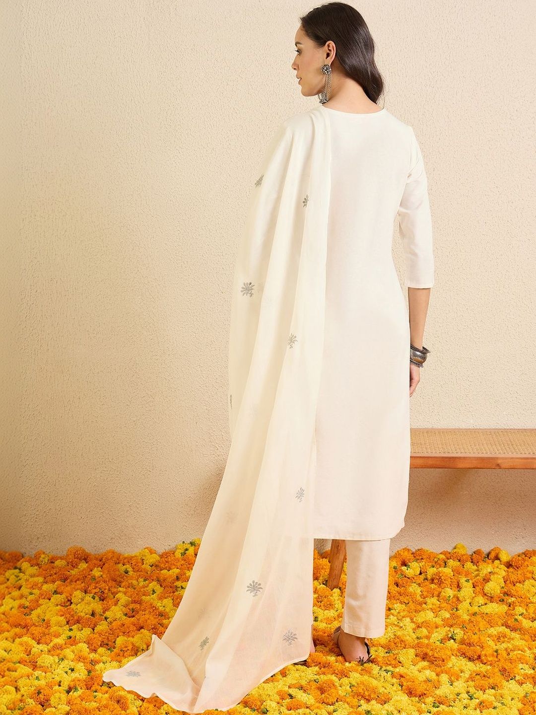 Women Ethnic Motifs Embroidered Regular Thread Work Pure Cotton Kurta with Trousers & With Dupatta