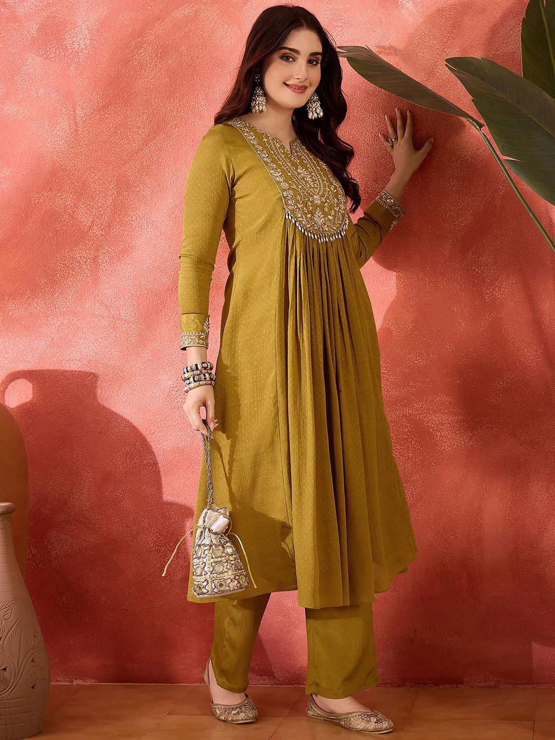Dhiyona SN Women's Zari & Sequin Embroidered Lace Work Kurta & Trousers