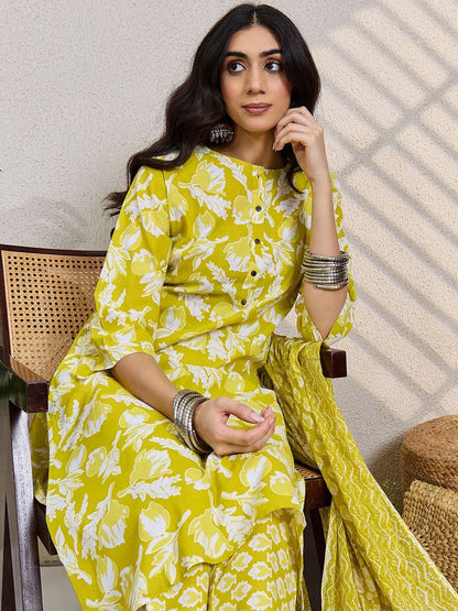 Women Floral Printed Regular Pure Cotton Kurta with Trousers & With Dupatta