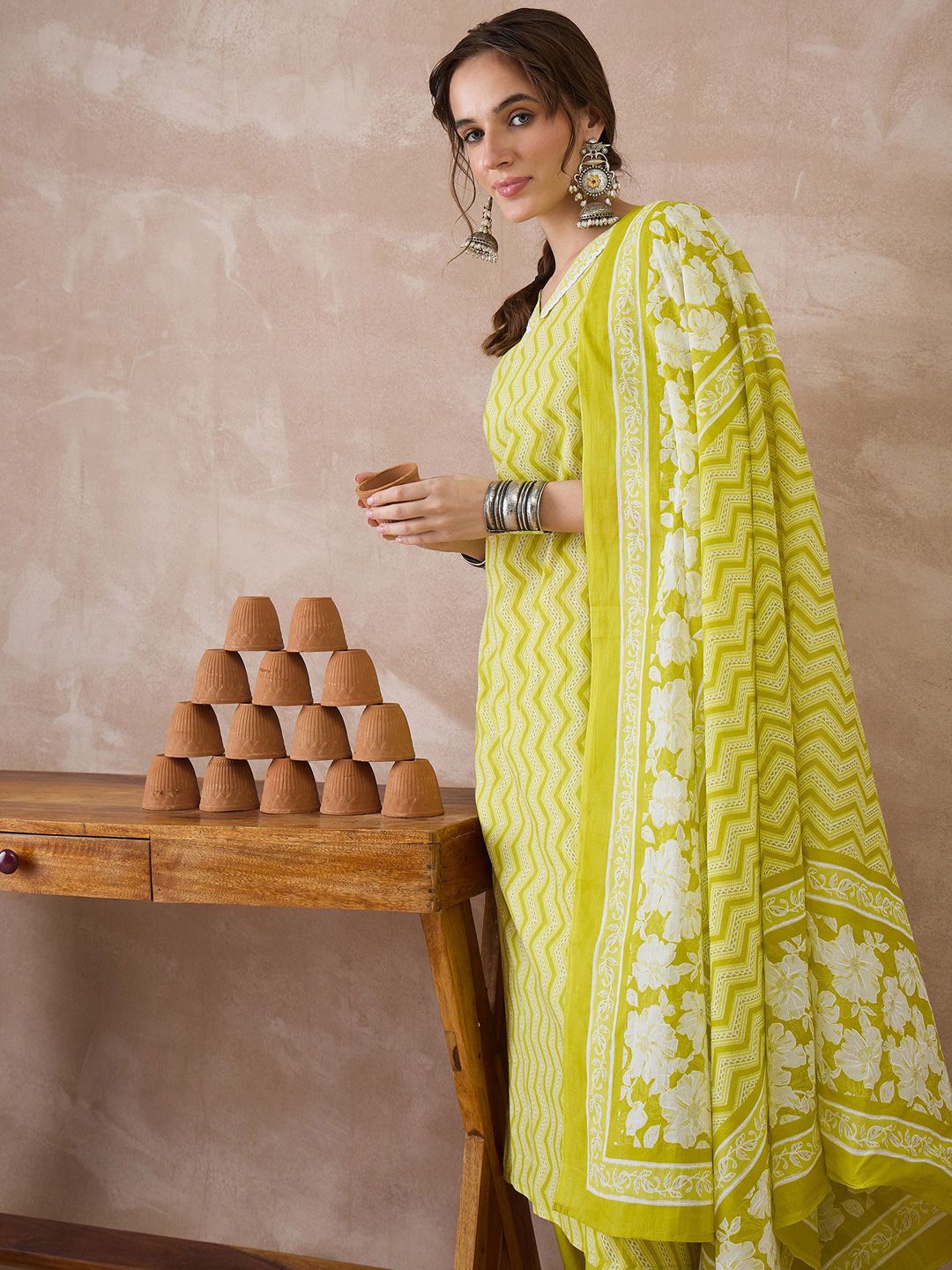 Women Printed Regular Pure Cotton Kurta with Trousers & With Dupatta