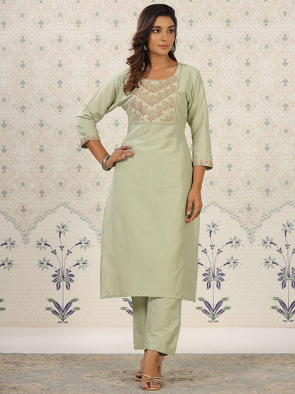 Dhiyona OD  Women Floral Embroidered Flared Sleeves Mirror Work Kurta