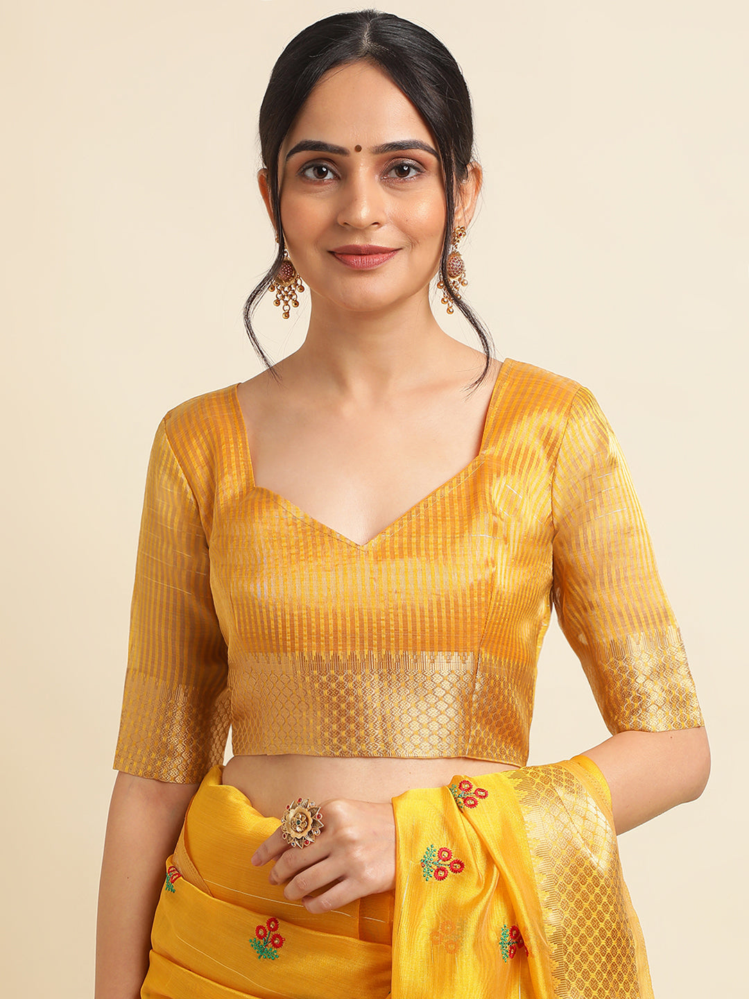 Dhiyona GR Women's Jasmin Yellow Cotton Silk Saree