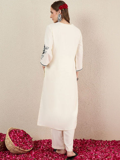 Women Floral Embroidered Regular Thread Work Kurta with Trousers