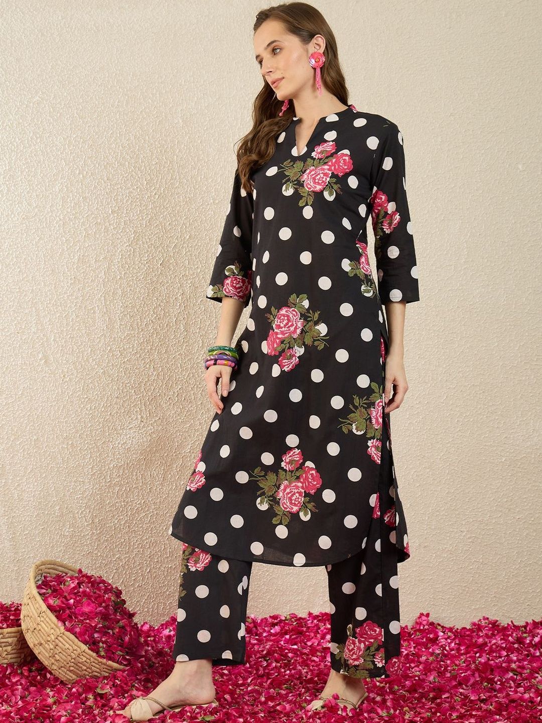 Women Floral Printed Regular Pure Cotton Kurta with Trousers