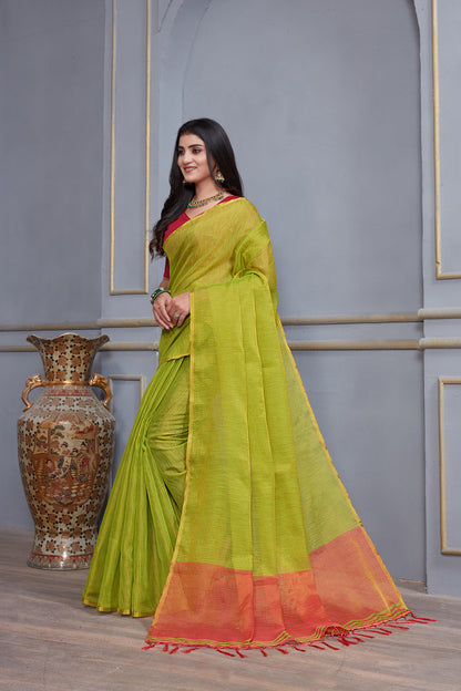 Dhiyona GR Women's Jheel Caramboa Green & Red Zari Woven Design Linen Jacquard Saree