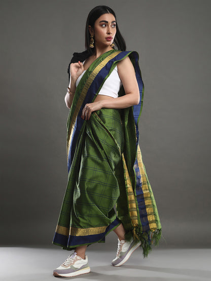 Women's Cotton Blend Green Woven Design Designer Saree With Blouse Piece