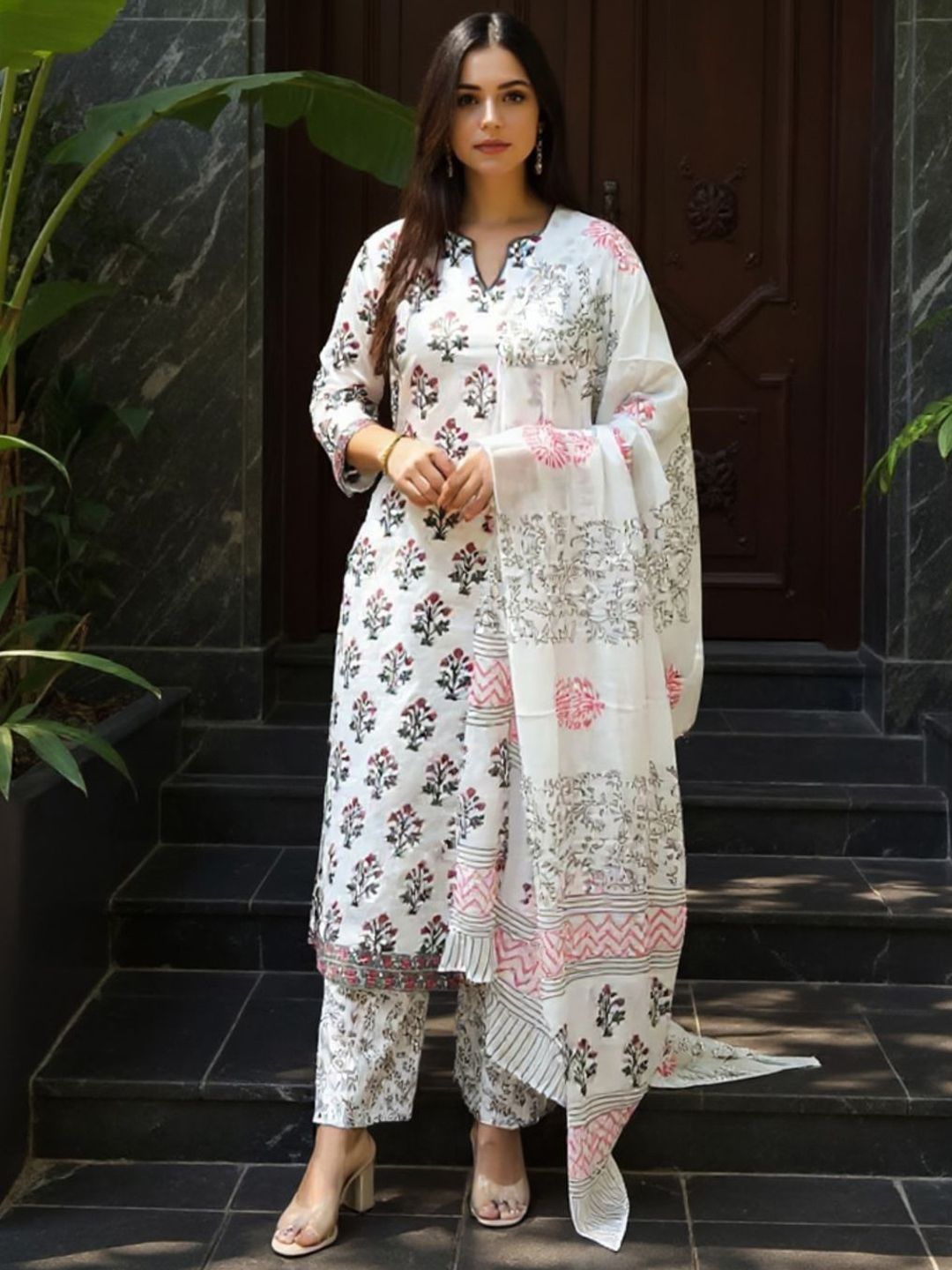 Women Ethnic Motifs Printed Regular Pure Cotton Kurta & Trousers With Dupatta