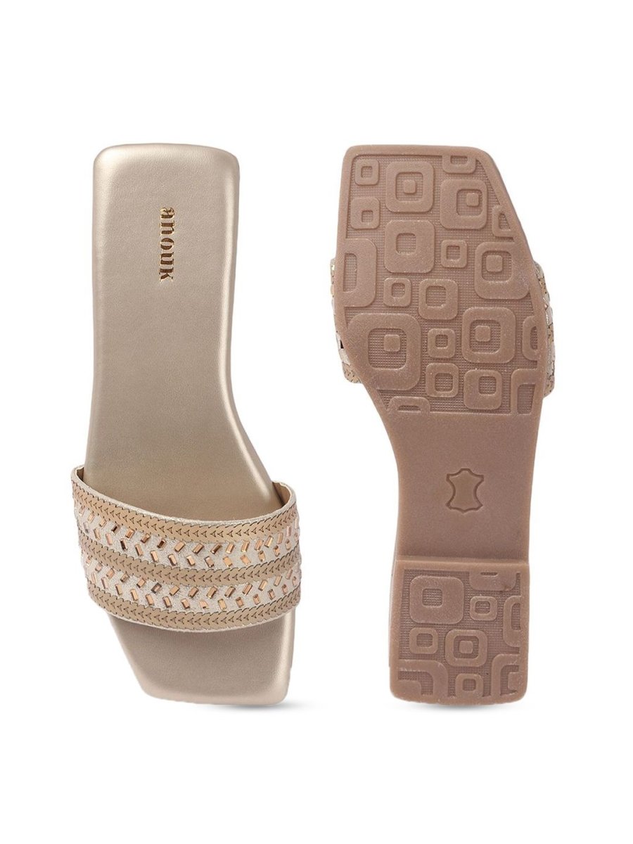 Dhiyona AK Women Embellished Open Toe Flats