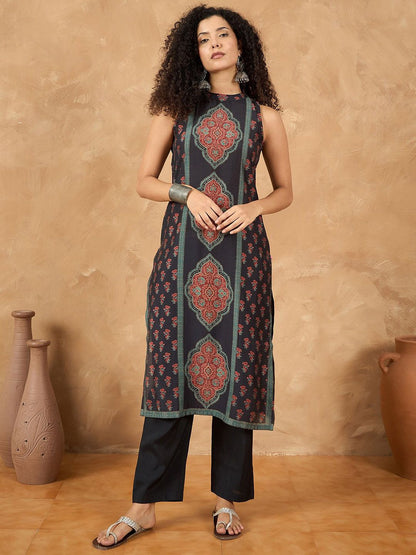 Dhiyona VA Women'sFloral Printed Sleeveless Straight Kurta With Trousers