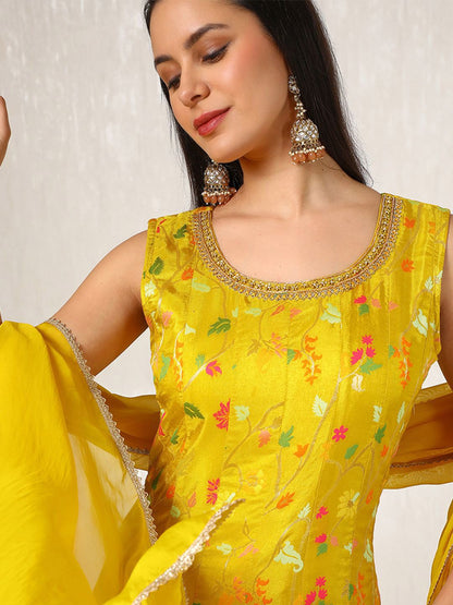 Dhiyona SO Women's Floral Woven Design Round Neck Panelled Beads Work Organza Kurta & Trouser & Dupatta